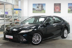 Седан Toyota Camry 2018 года, 2650000 рублей, Красноярск