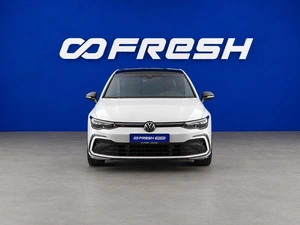 Хетчбэк Volkswagen Golf 2021 года, 2797434 рублей, Москва