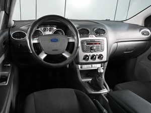 Седан Ford Focus 2010 года, 739000 рублей, Аксай