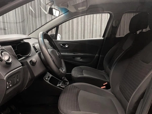 Внедорожник Renault Kaptur 2018 года, 1550000 рублей, Красноярск