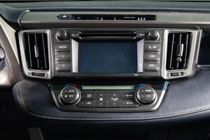Внедорожник Toyota RAV4 2014 года, 2409000 рублей, Сургут