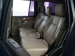 Внедорожник Land Rover Discovery 2013 года, 2153999 рублей, Москва