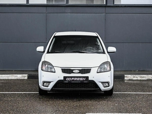 Хетчбэк Kia Rio 2009 года, 694000 рублей, Кирилловка
