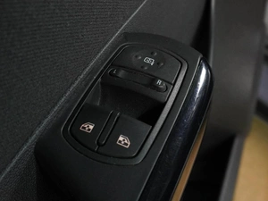 Хетчбэк Opel Corsa 2006 года, 499000 рублей, Воронеж