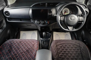 Хетчбэк Toyota Vitz 2019 года, 1269000 рублей, Тюмень