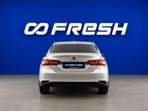 Седан Toyota Camry 2021 года, 3199050 рублей, Москва