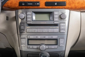 Седан Toyota Avensis 2008 года, 899000 рублей, Томск