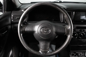 Седан Toyota Corolla 2006 года, 529000 рублей, Сургут