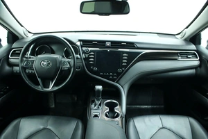 Седан Toyota Camry 2018 года, 2781000 рублей, Красноярск