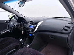Седан Hyundai Solaris 2013 года, 657000 рублей, Орёл