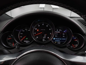 Внедорожник Porsche Cayenne 2017 года, 2799000 рублей, Воронеж