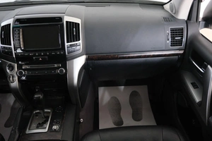 Внедорожник Toyota Land Cruiser 2013 года, 5099000 рублей, Омск