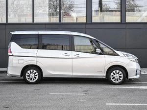 Минивэн Nissan Serena 2019 года, 2189000 рублей, Кирилловка