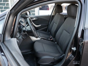 Универсал Opel Astra 2012 года, 790000 рублей, Краснодар