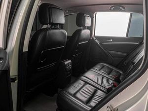 Внедорожник Volkswagen Tiguan 2012 года, 1299000 рублей, Тюмень