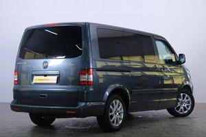 Минивэн Volkswagen Multivan 2004 года, 1599000 рублей, Омск