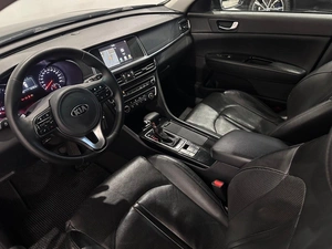 Седан Kia Optima 2018 года, 1790000 рублей, Кемерово