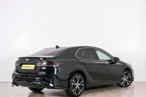Седан Toyota Camry 2020 года, 3199000 рублей, Красноярск
