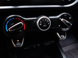 Седан Kia Rio 2019 года, 1499000 рублей, Волгоград