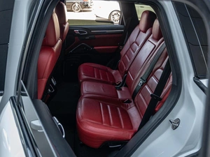 Внедорожник Porsche Cayenne 2013 года, 2330000 рублей, Краснодар