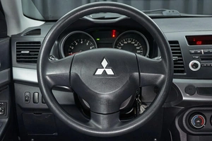 Седан Mitsubishi Lancer 2011 года, 997000 рублей, Красноярск