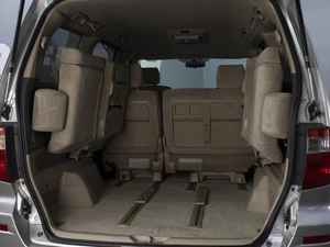 Минивэн Toyota Alphard 2003 года, 1460000 рублей, Омск