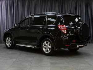 Внедорожник Toyota RAV4 2010 года, 1199000 рублей, Тюмень