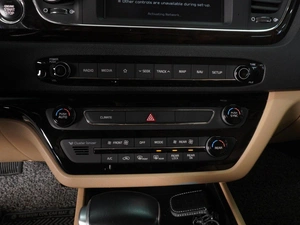 Минивэн Kia Carnival 2018 года, 3760000 рублей, Минеральные Воды