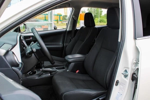 Внедорожник Toyota RAV4 2017 года, 2030000 рублей, Ярославль
