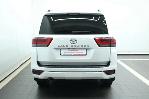 Внедорожник Toyota Land Cruiser 2021 года, 10890000 рублей, Красноярск