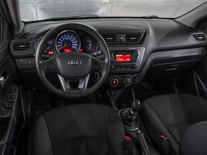 Седан Kia Rio 2013 года, 900000 рублей, Краснодар