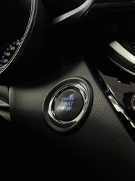 Внедорожник Toyota C-HR 2020 года, 2547000 рублей, Солонцы