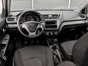 Седан Kia Rio 2016 года, 710000 рублей, Краснодар