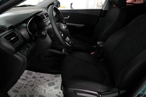 Седан Kia Rio 2013 года, 869000 рублей, Омск