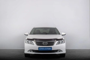 Седан Toyota Camry 2013 года, 1689000 рублей, Томск