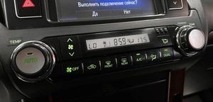 Внедорожник Toyota Land Cruiser Prado 2014 года, 3400000 рублей, Красноярск