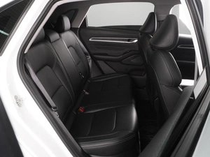 Седан Geely Emgrand 2024 года, 1789000 рублей, Красный Пахарь