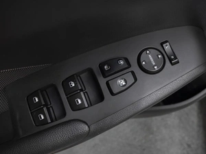 Седан Hyundai Solaris 2017 года, 1480000 рублей, Омск