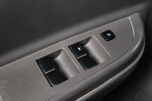 Пикап Mitsubishi L200 2017 года, 2459000 рублей, Сургут