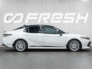 Седан Toyota Camry 2020 года, 2449000 рублей, Сургут