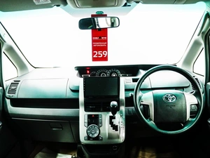 Минивэн Toyota Noah 2008 года, 1150000 рублей, Красноярск