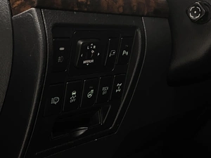 Внедорожник Toyota Land Cruiser 2012 года, 3649000 рублей, Красноярск