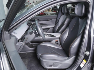 Лифтбек Changan UNI-V 2023 года, 2100000 рублей, Ростов-на-Дону