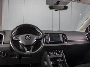 Внедорожник Skoda Karoq 2020 года, 2250000 рублей, Омск