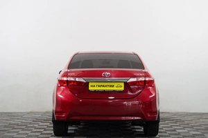 Седан Toyota Corolla 2014 года, 1139000 рублей, Сургут