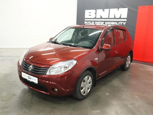 Хэтчбек Renault Sandero 2011 года, 630000 рублей, Курск
