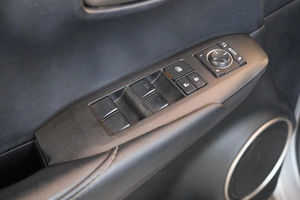 Внедорожник Lexus NX 2015 года, 2999000 рублей, Омск