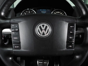 Внедорожник Volkswagen Touareg 2008 года, 1285000 рублей, Воронеж