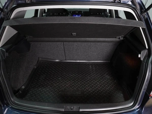 Хетчбэк Volkswagen Golf 2010 года, 899000 рублей, Воронеж