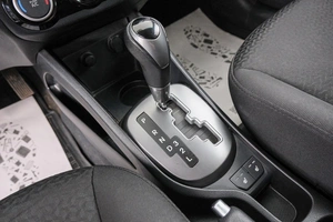 Седан Kia Rio 2015 года, 1089000 рублей, Красноярск